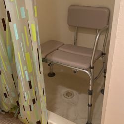 Deluxe Padded Shower Chair