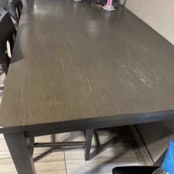 Dining Room Table 