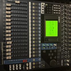 YAMAHA MIXER