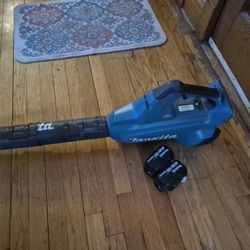 Makita Blower 2 Bateries   $200