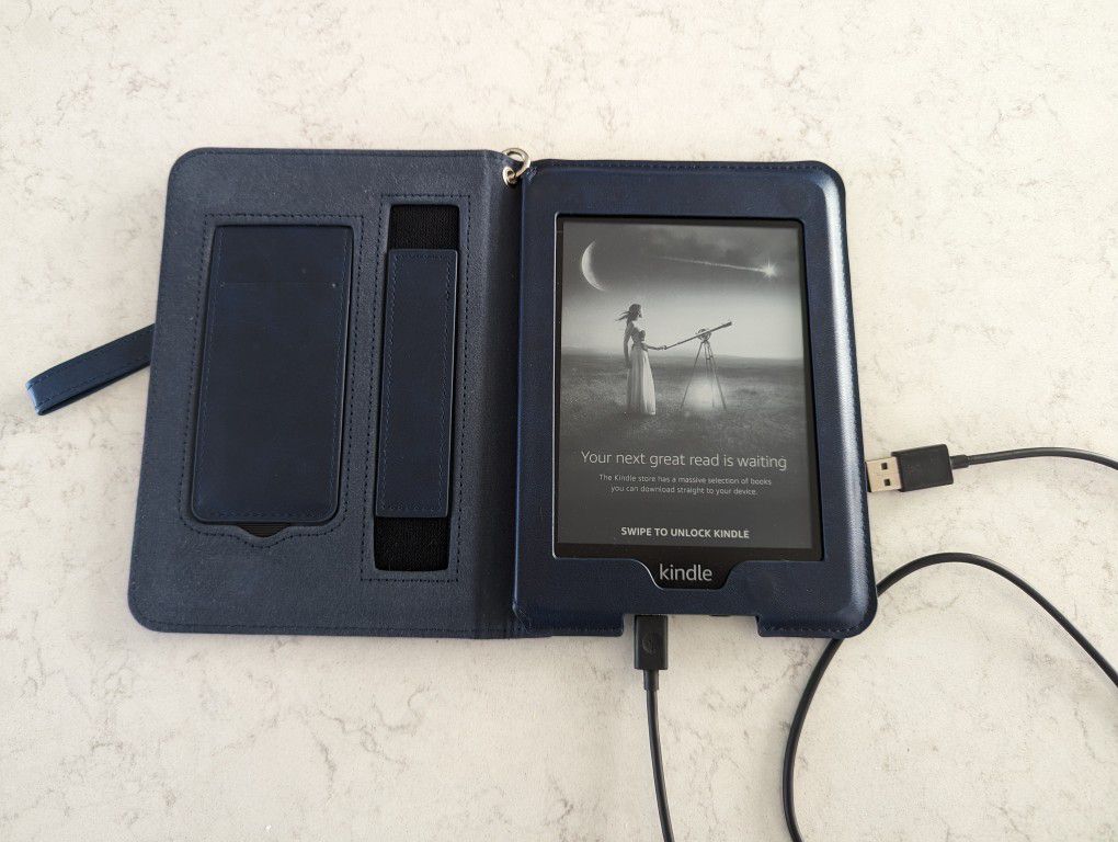 Kindle Paperwhite W/ Leather Case