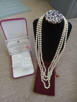 "Camrose & Kross"..Jacqueline Kennedy..3 Strand Glass Pearl Necklace..w/ COA