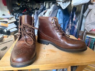 G.H. Bass Bronco Brown Leather Boot size 10.5 M