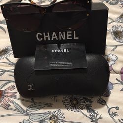 CHANEL Sunglasses 