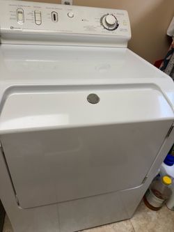 Maytag Gas drayer large capacity excellent condition no issues at all asking $200 OBO