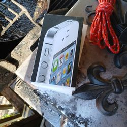 Iphone 4 With Original Box 