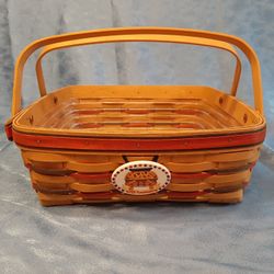 Longaberger 1998 All American pie basket w liner