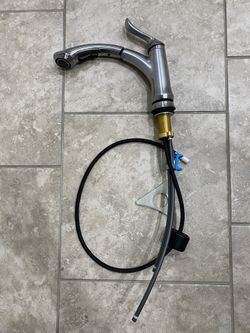 Delta kitchen faucet