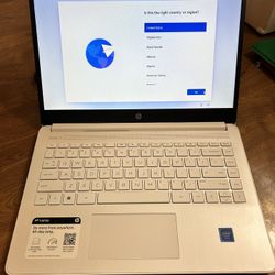 HP 14” Laptop – Like New