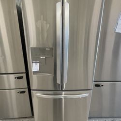 LG 30inch Width Fridge 22Cu Model LFDS22520S