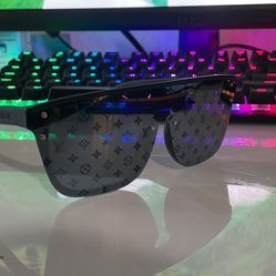 Louis Vuitton WAIMEA sunglasses 