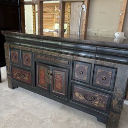 Chinoiserie china Cabinet And buffer Dining Set