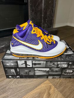 Nike Men’s Basketball Low Top Lace Up Sneakers Purple/Yellow/White Size 9.5 Mismatched Lebrons