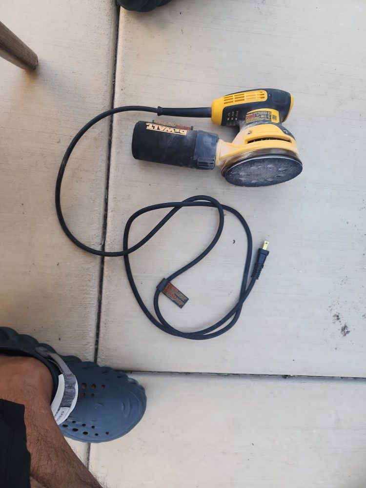 Dewalt Orbital Sander