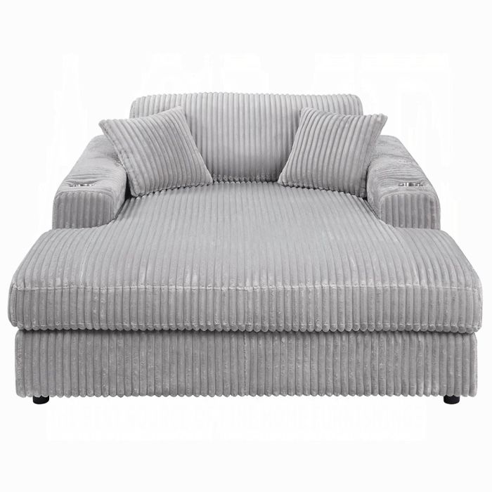 Hilde Chaise w/2 Pillows