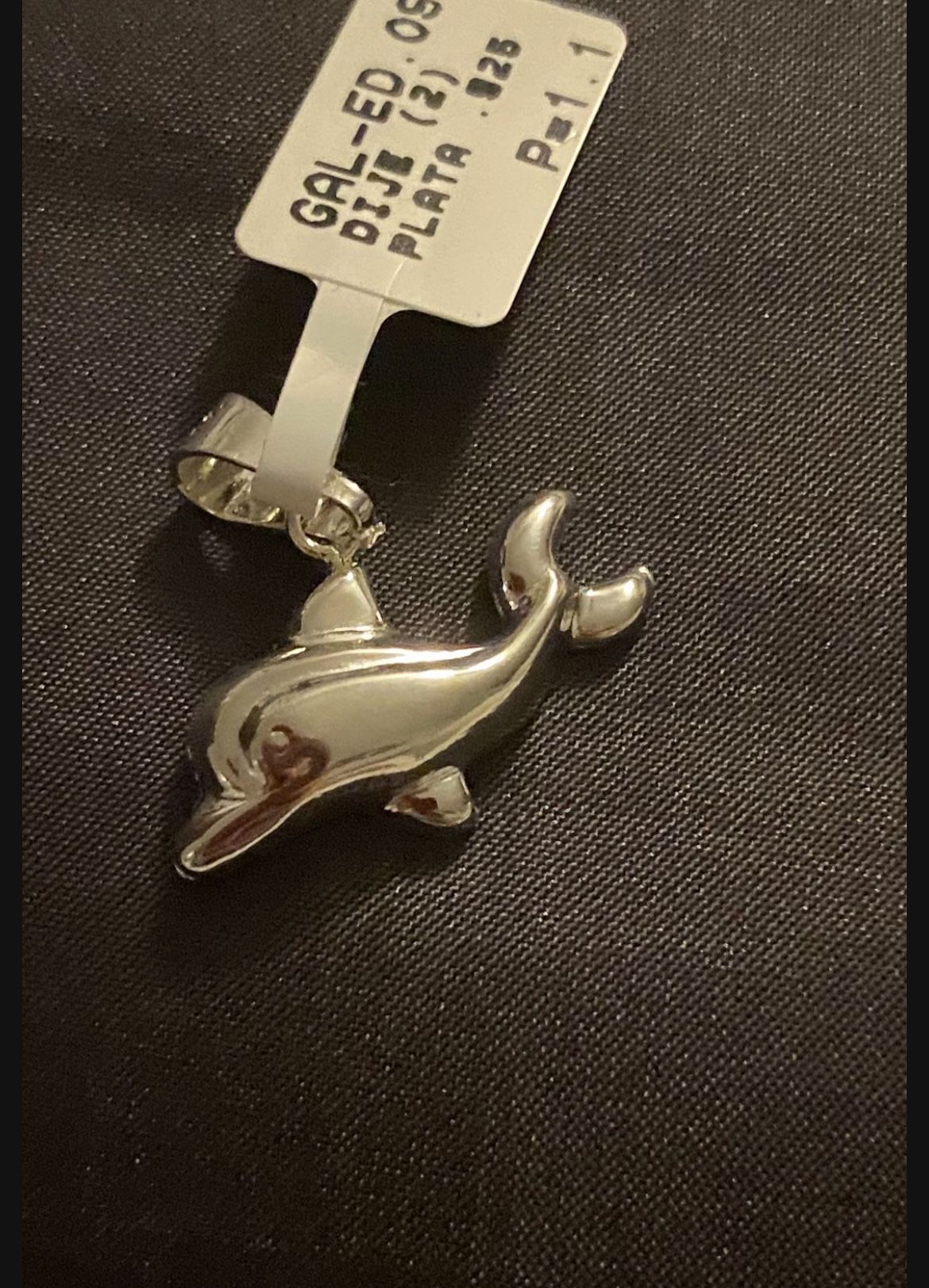 .925 Silver Dolphin Pendant 