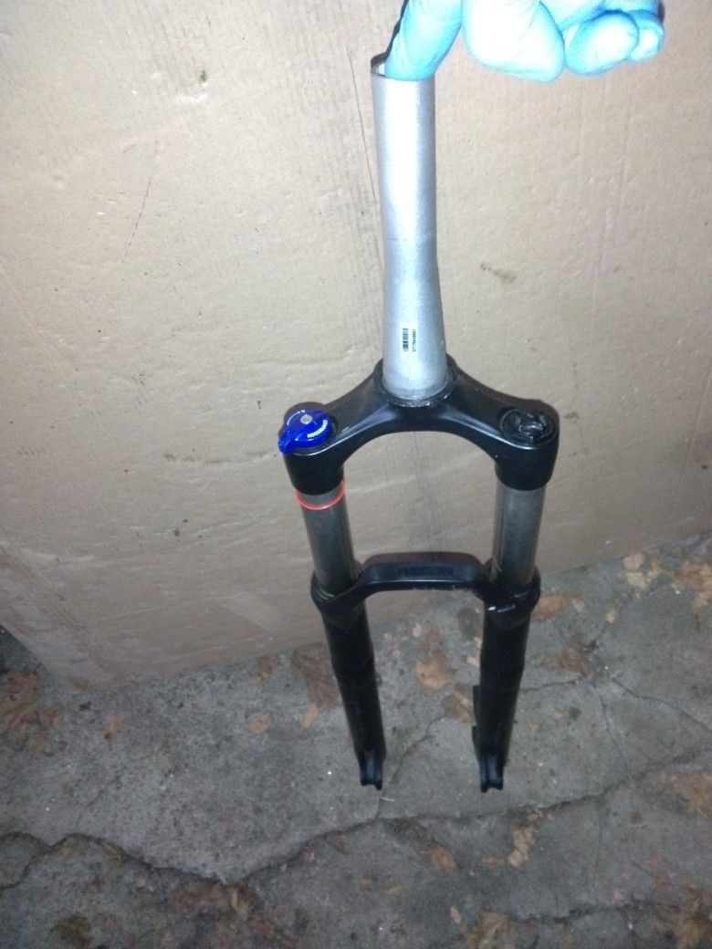 Rock Shox Recon Silver RL 120mm Fork- Boost  27.5/29er