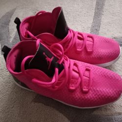 Nike Air Jordan Reveals Size 7y