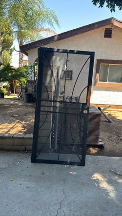 Metal screen door