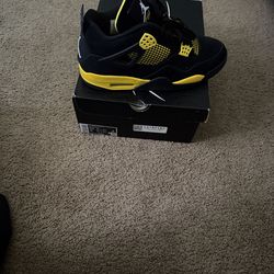 Fresh retro thunder 4s
