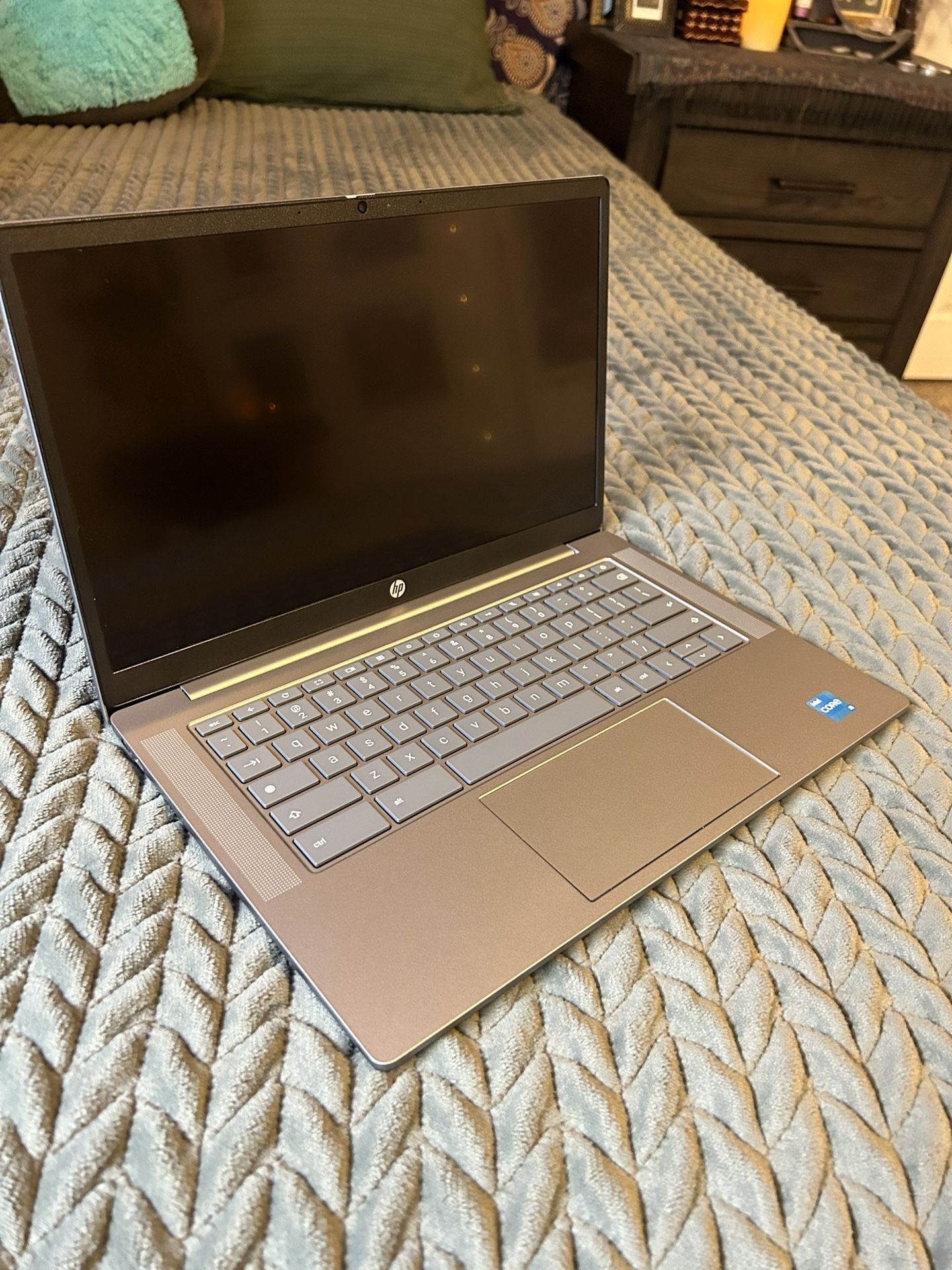 Chromebook Plus Intel Core i3