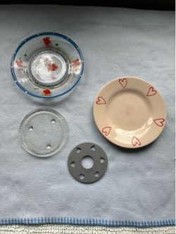 Miscellaneous candle accessories