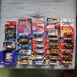 30 1:64 NASCAR Diecast Race Cars