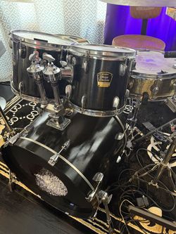 Drum set - Yamaha stage custom (6) spiece