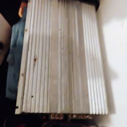 Amplifier 1000 Watts