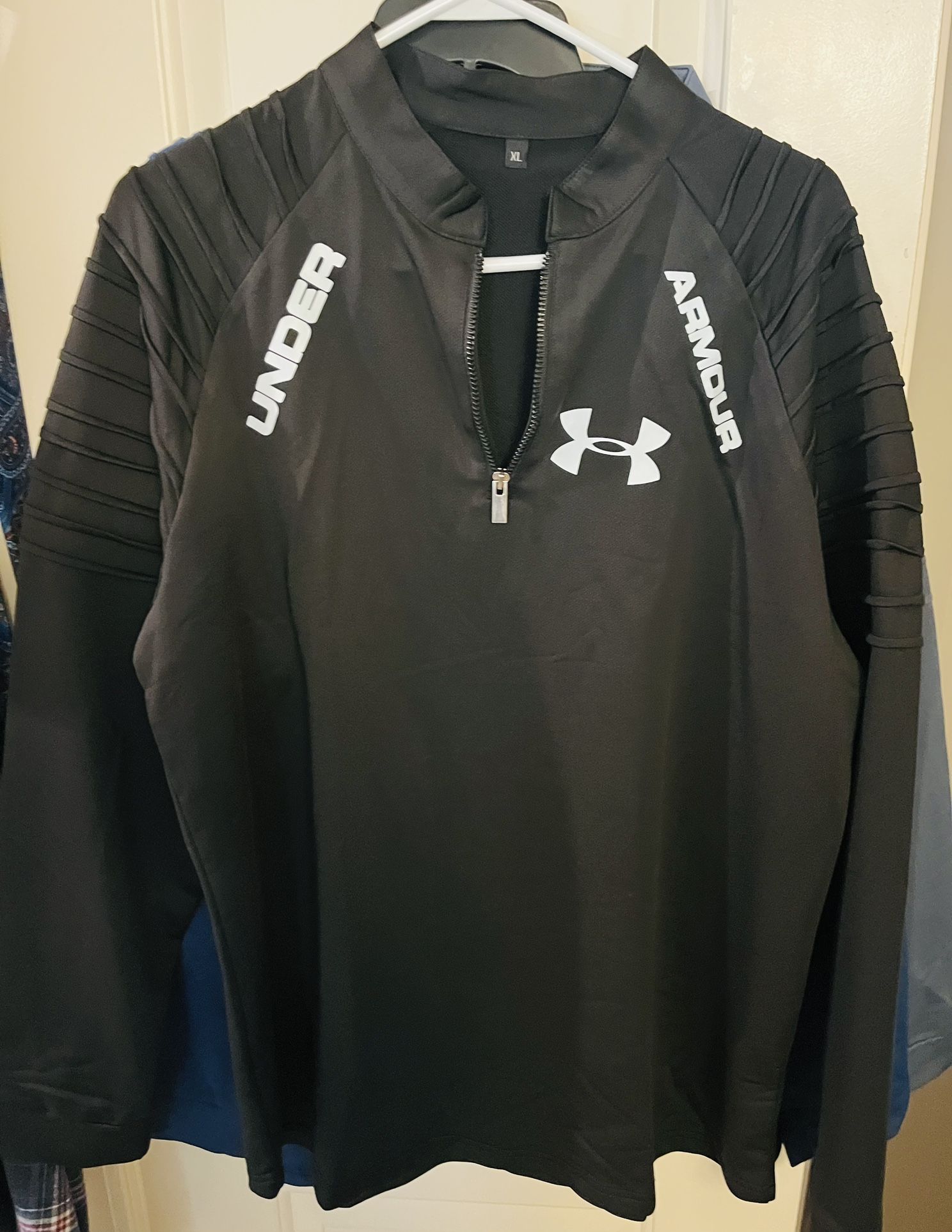 ( 4 ) Long Sleeve Under Armour Pullovers Brand New 