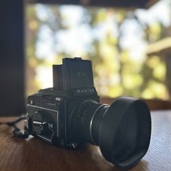 Mamiya (contact info removed)s w/ 80mm F 2.8 | Great Condition