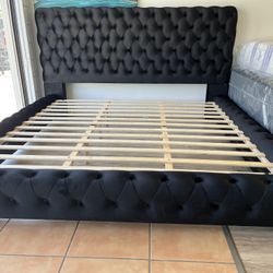 New 🖤 King /Queen Size Luxury Upholstered Bed – Only $549 🖤 Modern • Elegant • Built to Impress