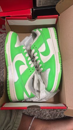 Nike Dunk Low Green White Sneakers