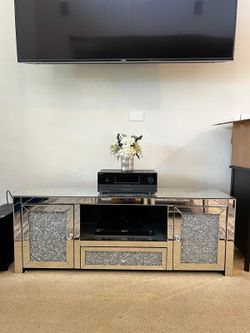 Tv console
