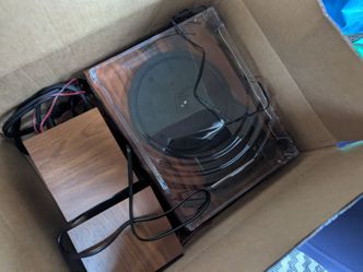 Vinyl record player +speakers
