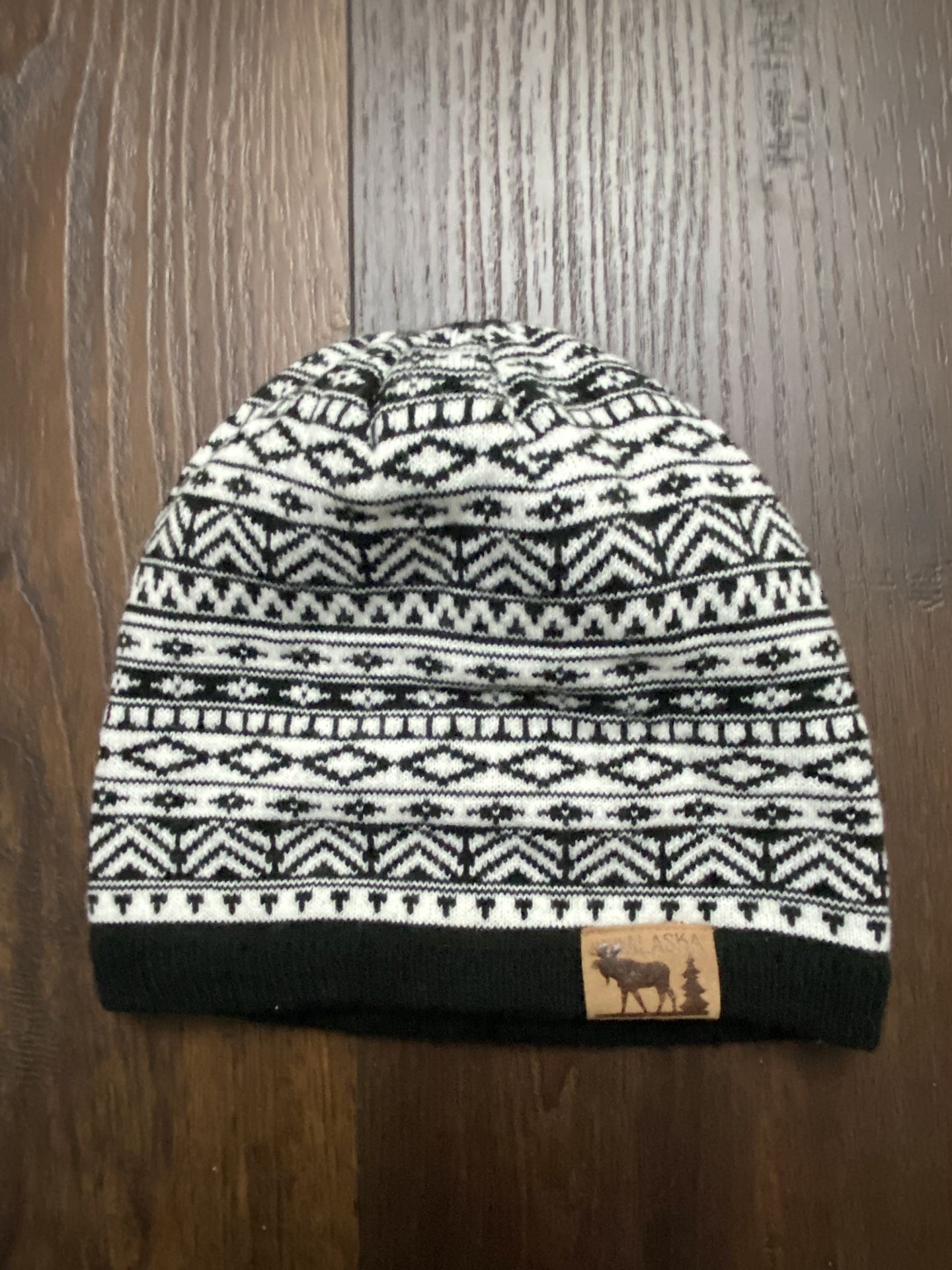 Adult Black Ans White Beanie Hat Alaska #15
