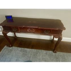 Console Table – Carved Solid Wood – Queen Anne Cherry Vintage