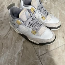 Jordan 4 