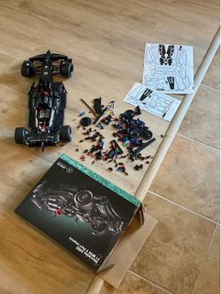 Mercedes-AMG F1 W14 Race Car Building Block Set – Incomplete