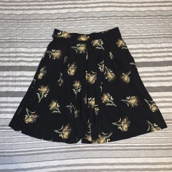 LuLaRoe Black Floral Skirt Size Medium