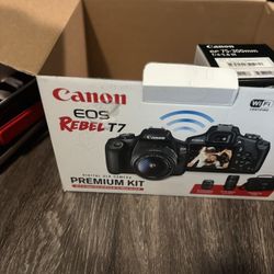 Canon EOS REBEL T7