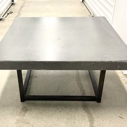 Ashley Furniture Square Cocktail Table 