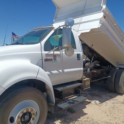 2006 F750 7 Yard Dump Truck
