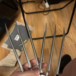Wolverine Claws Halloween Costume 