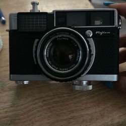 Fujica 35-EE 35mm