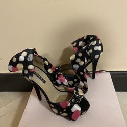 Heels Size 7 