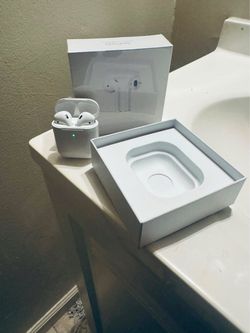 Apple AirPods