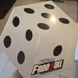 Yahtzee Free For All Tabletop Game