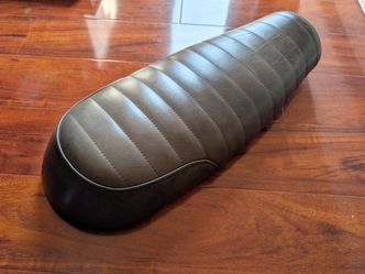 Baak aftermarket seat for Royal Enfield INT650 & CONTINENTAL GT650