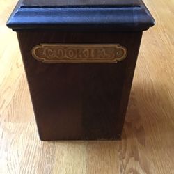 Cookie Jar - Solid Wood